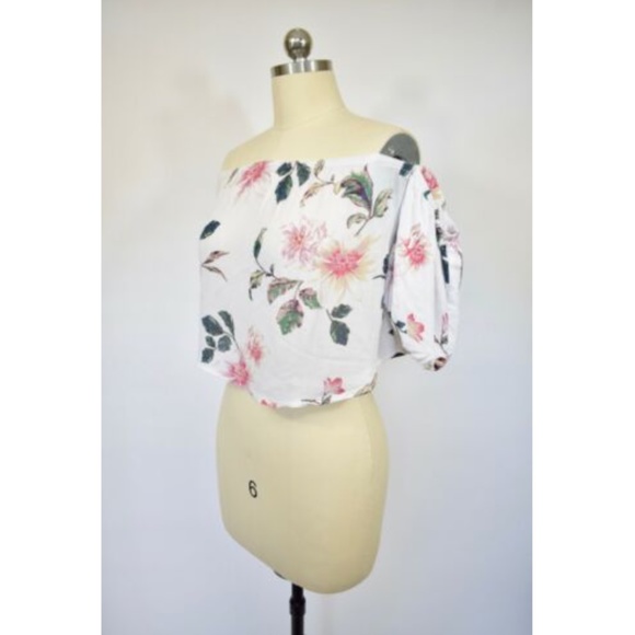 Kimchi Blue UO White Floral Off Shoulder Blouse XS - Picture 2 of 5